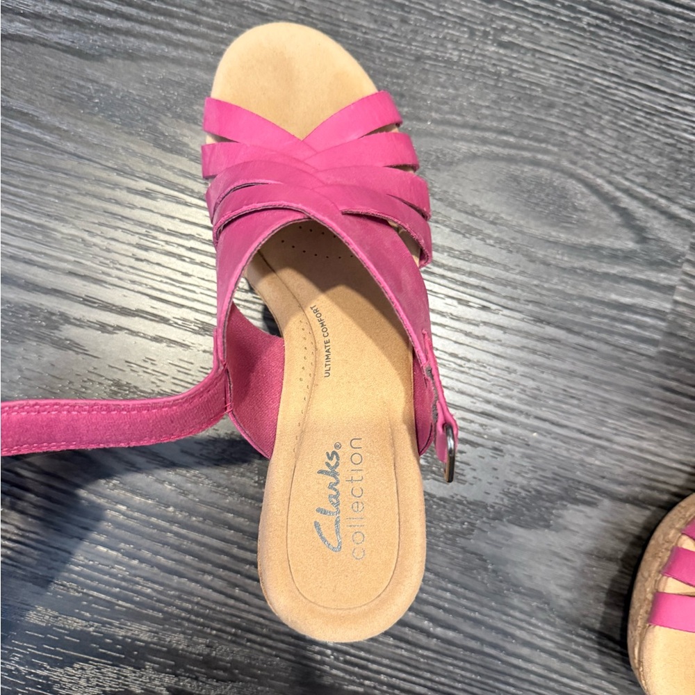 Clarks Women's Fuchsia Sandals - Picture 6 of 7